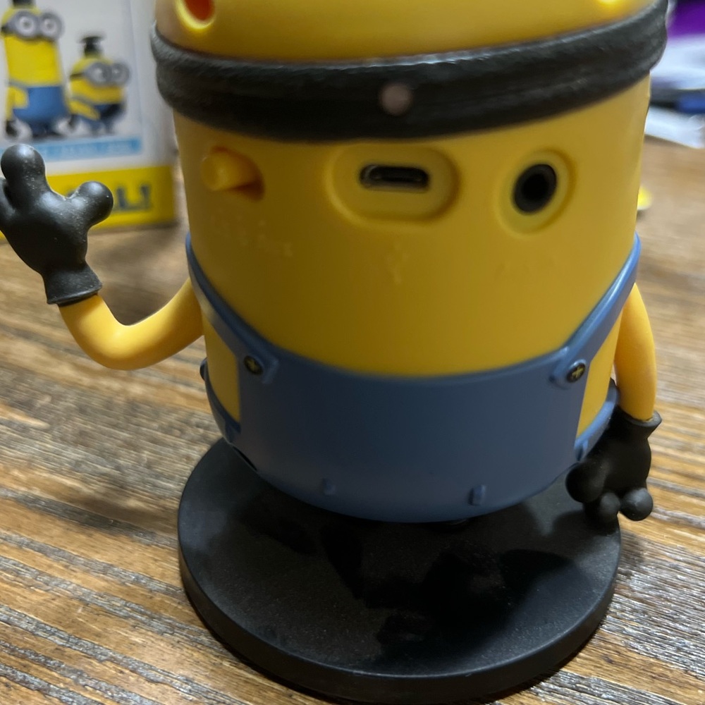 DESPICABLE ME iHome Rechargable Bluetooth Wireless Speaker - Gently Used - Picture 4 of 4